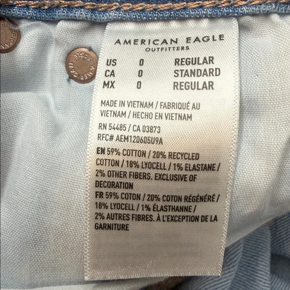 American Eagle Stretch Curvy Super High-Waisted Baggy Wide-Leg Jeans 0R - Picture 14 of 15